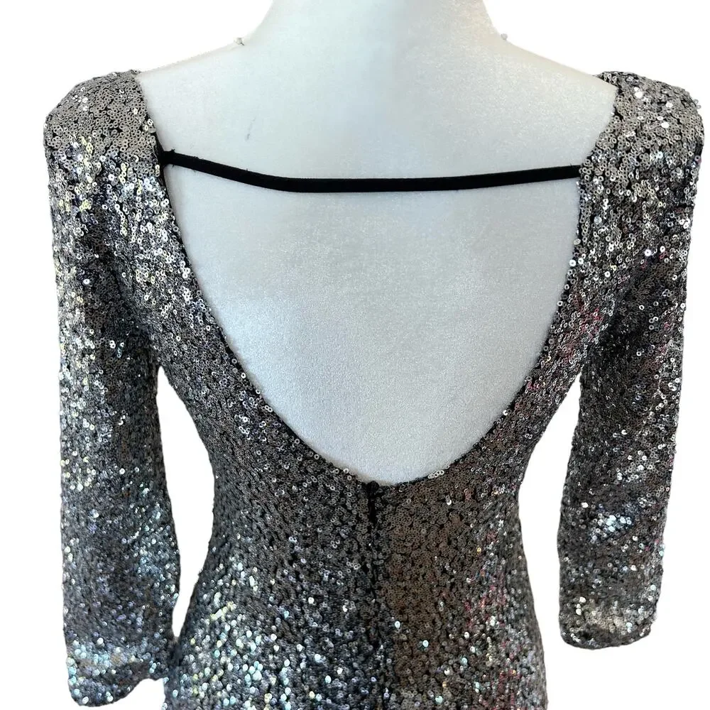 Windsor Sequin Dress Womens Small Silver Mini‎ Bodycon NYE Holiday Glam Party
